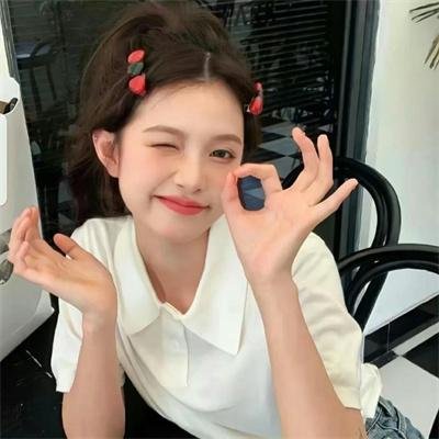 后备箱里的女孩